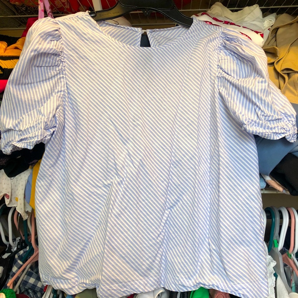 Blouse 👚 s or xs